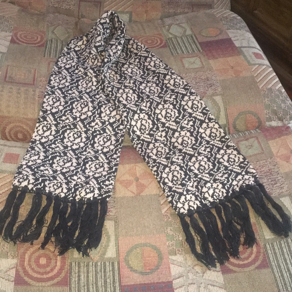Blair - Women - 100% Acrylic Scarf